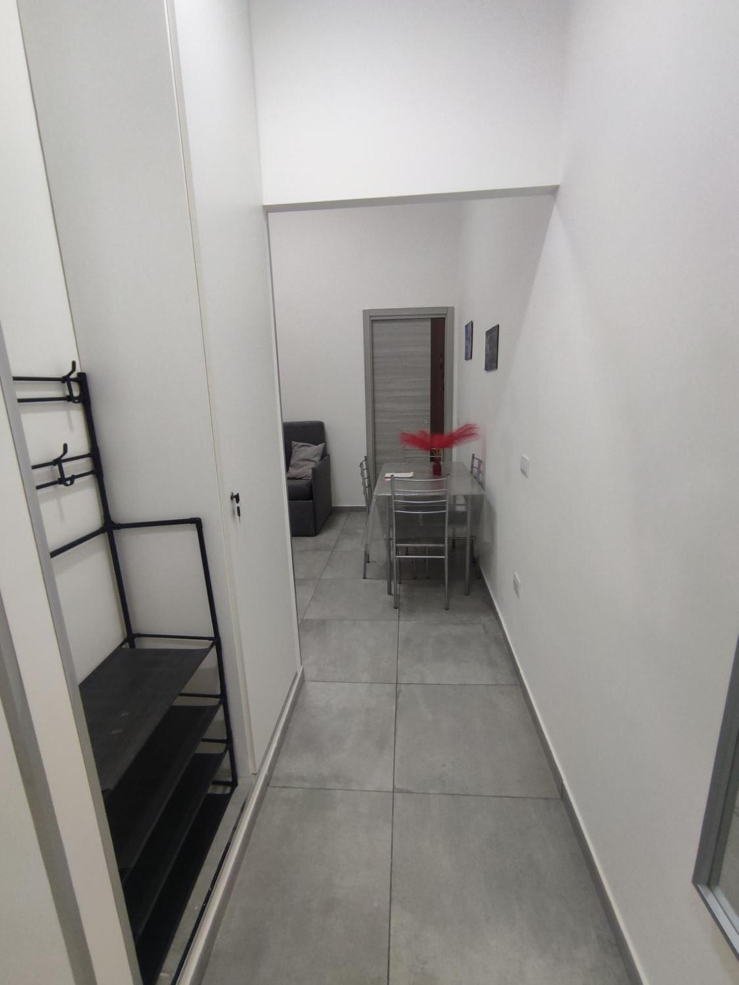 Apartamento Na' Stanza In Piazza Nápoles Exterior foto