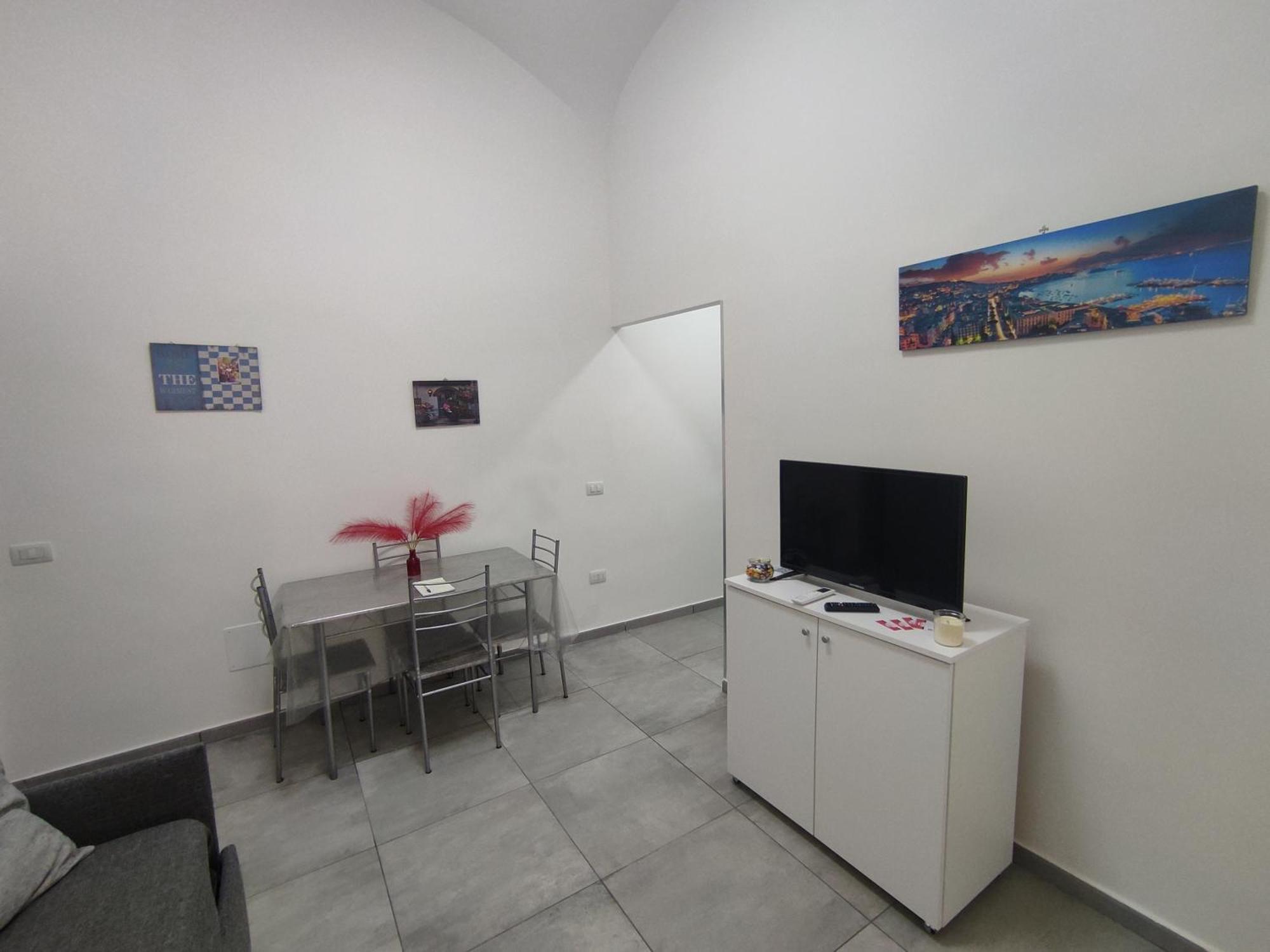 Apartamento Na' Stanza In Piazza Nápoles Exterior foto